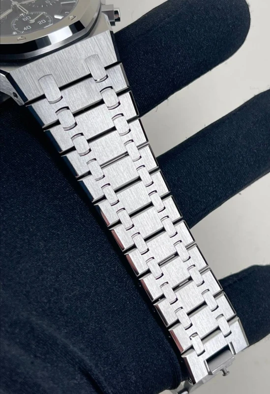 Audemars Piguet SELFWINDING CHRONOGRAPH 41 MM 26240ST.OO.1320ST.06 6