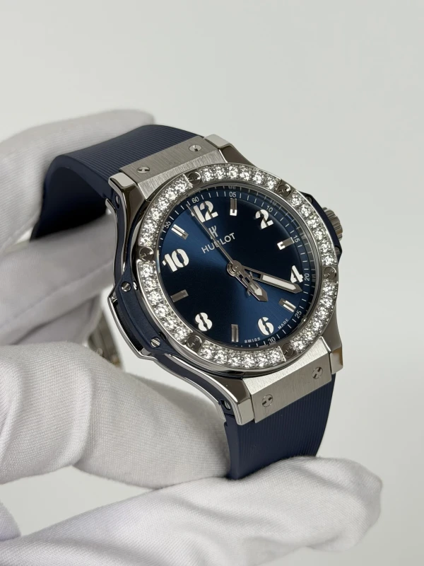 Hublot Bang Steel Blue Diamonds 38mm  361.SX.7170.LR.1204 2