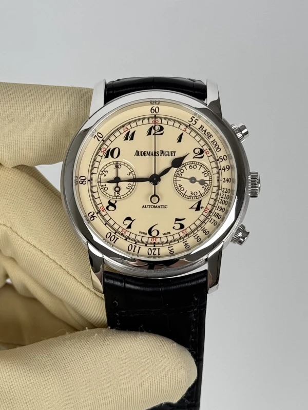 Audemars Piguet Chronograph Automatic  26100BC.OO.D002CR.01 2