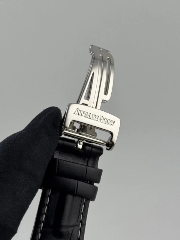 Audemars Piguet Chronograph 25721ST.OO.1000ST.08.A 9