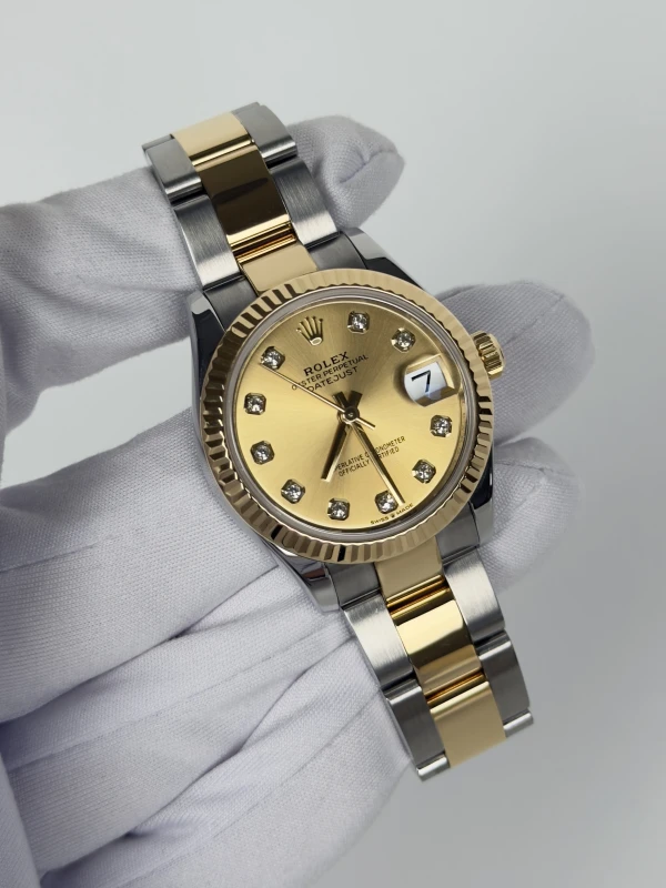 Rolex 31 mm, Oystersteel and yellow gold 278273-0025 2