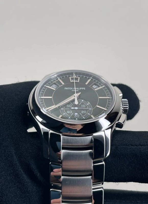 Patek Philippe 5905 5905/1A-001 4