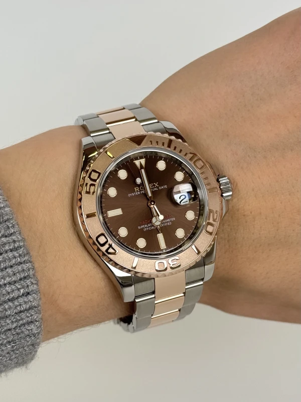 Rolex 40 MM, OYSTERSTEEL AND EVEROSE GOL 126621-0001 6