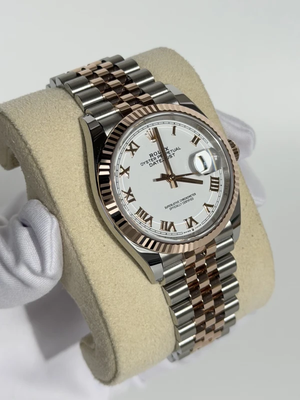Rolex 36 mm, Oystersteel and Everose gold 126231-0015 2