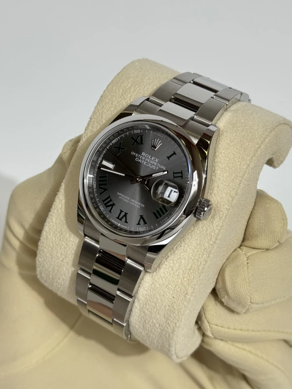 Rolex 36 mm Steel 126200-0018 3