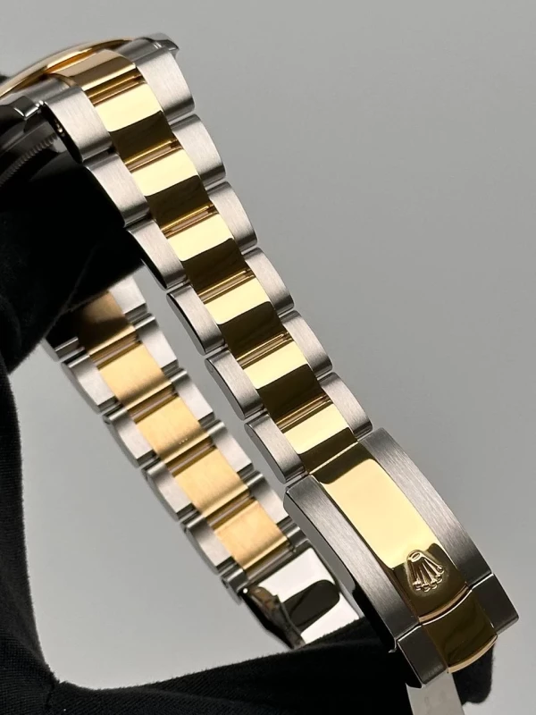 Rolex Datejust 41mm Steel and Yellow Gold 126303-0019 изображение - 7