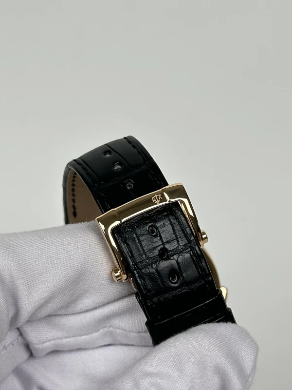 Ulysse Nardin Stranger 6902-125 8