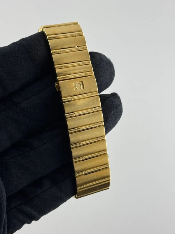 Omega 1102.30.00 8