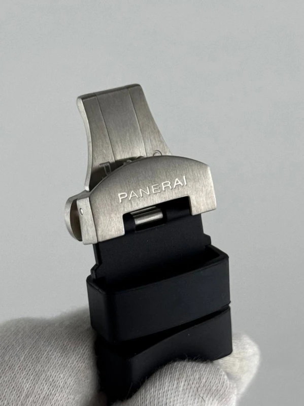 Panerai GMT PAM00088 9