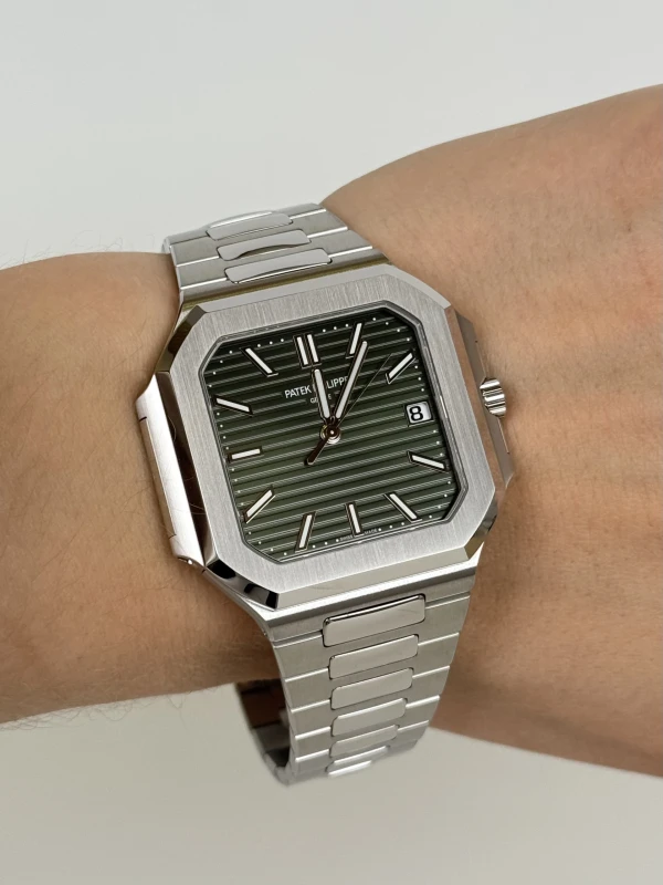 Patek Philippe 5821/1A-001 8