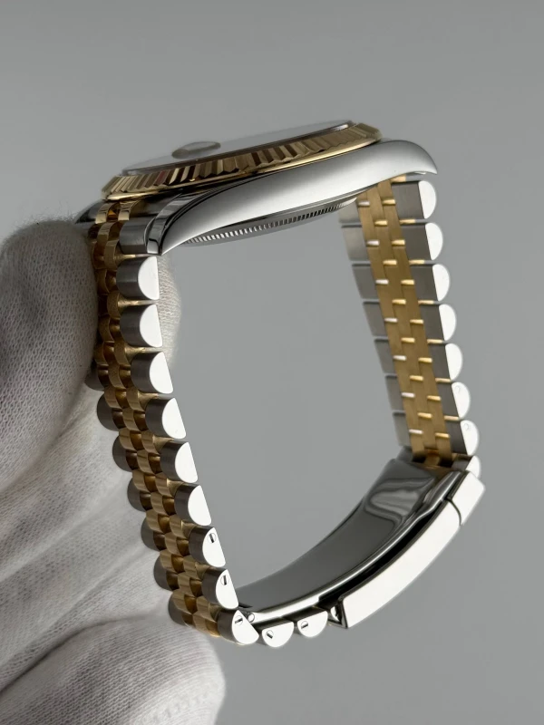 Rolex 41mm Steel and Yellow Gold 126333-0010 8