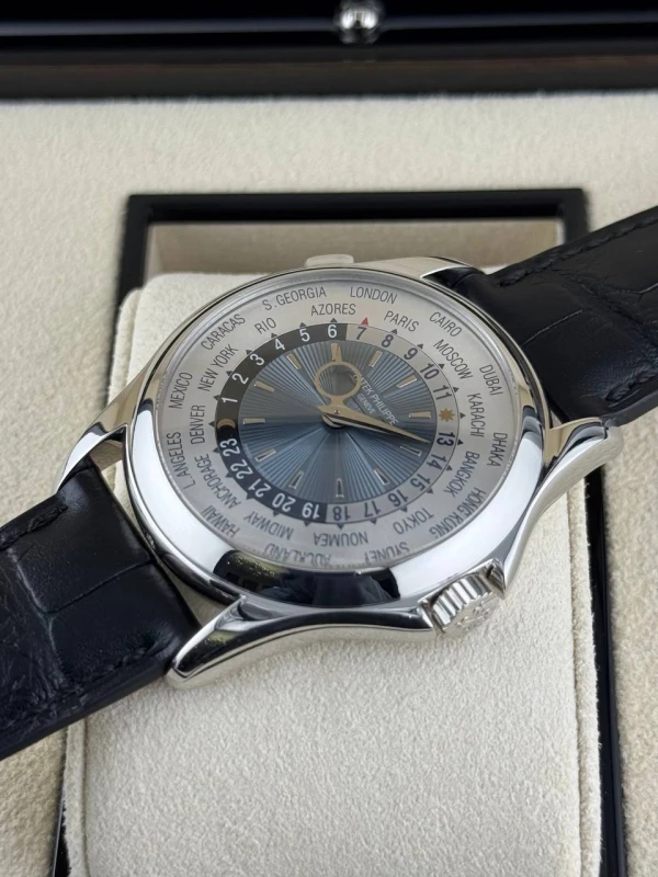 Patek Philippe World Time 5130P-001 3