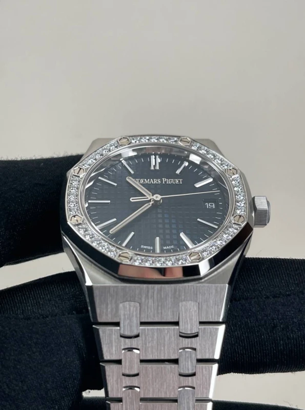 Audemars Piguet Selfwinding 37 mm 15551ST.ZZ.1356ST.05 4