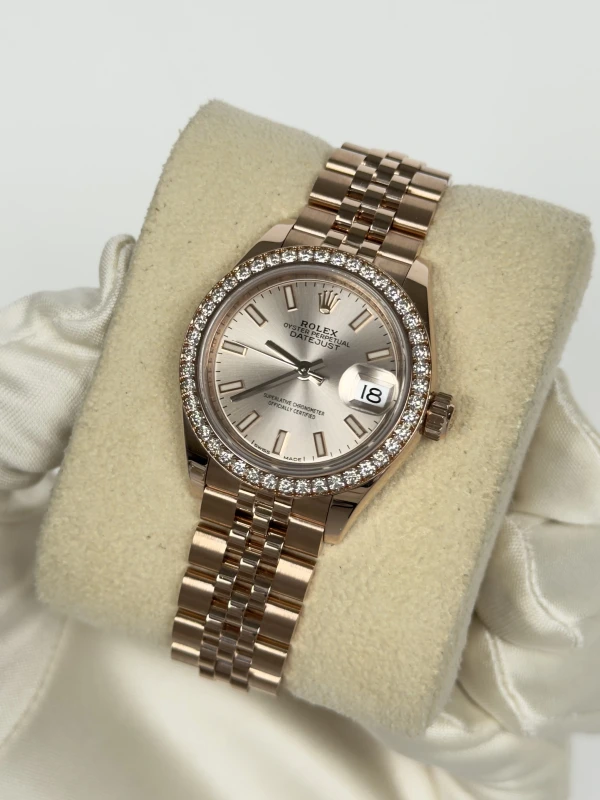 Rolex 28 mm Everose Gold  279135rbr 3