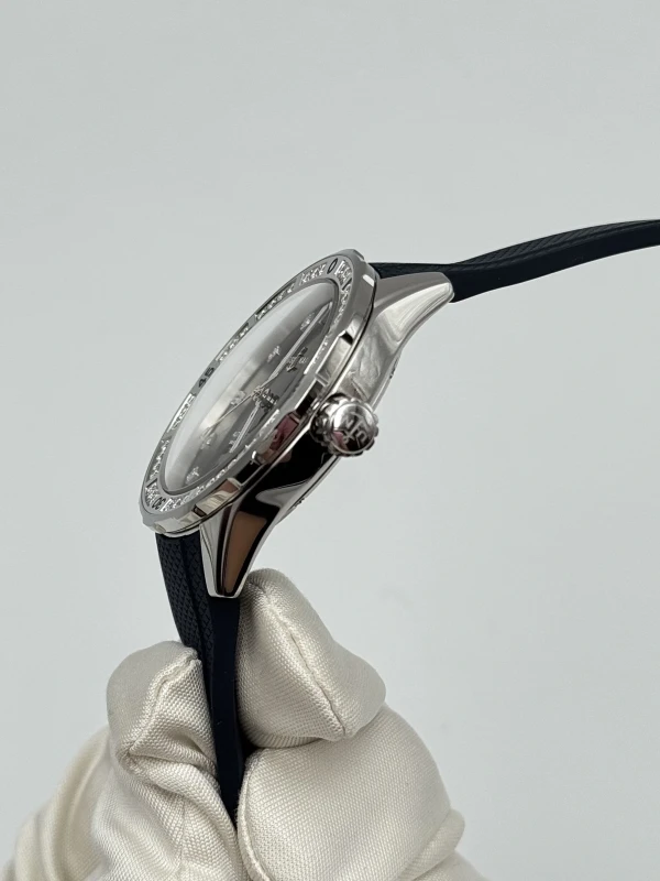 Ulysse Nardin Lady 39 mm 8163-182B-3/13 6