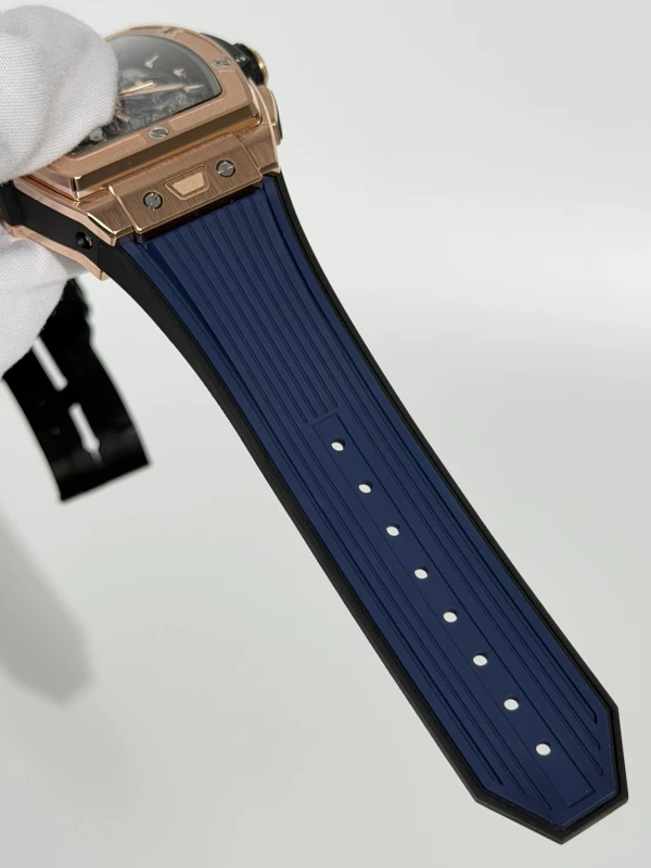 Hublot KING GOLD BLUE 642.OX.7180.RX 5