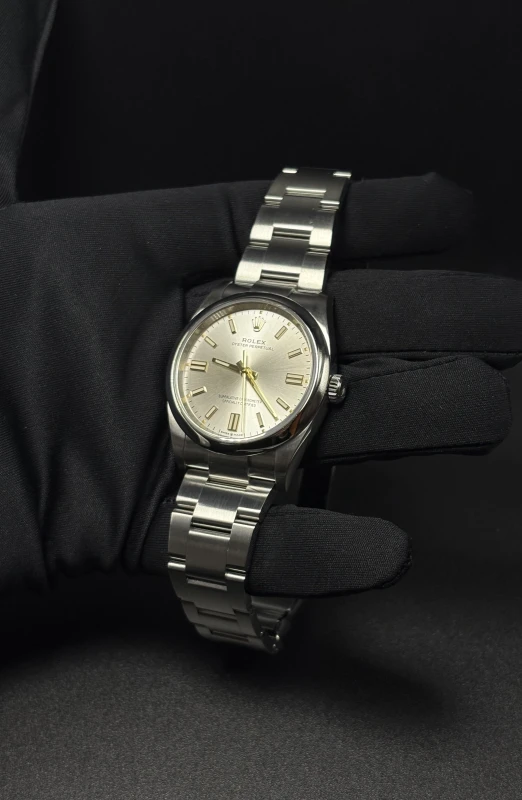 Rolex Perpetual 36 126000-0001 4