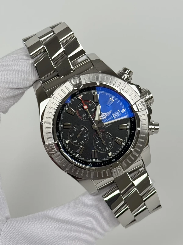 Breitling Super Avenger A1337011/B907/135A 2