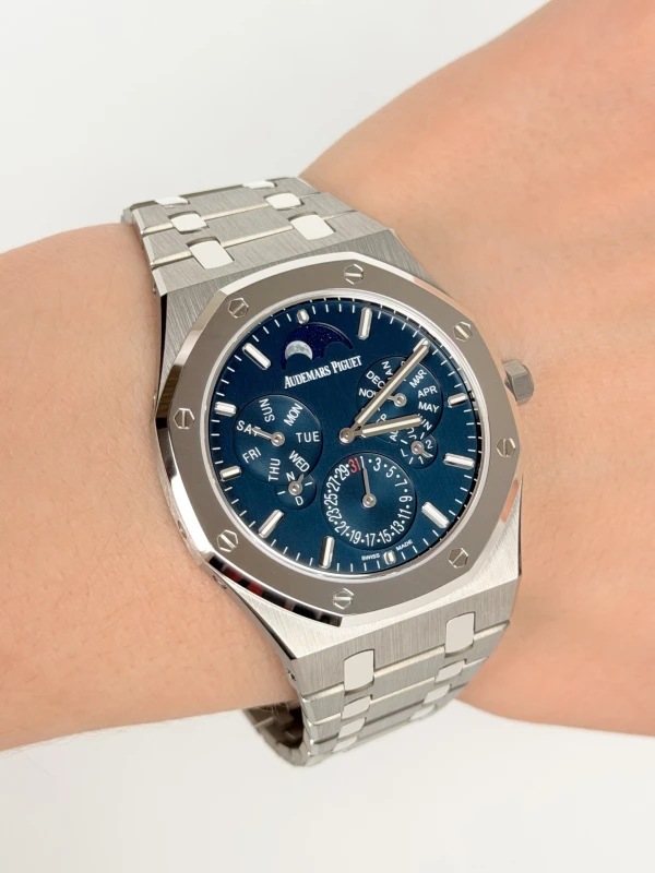 Audemars Piguet Selfwinding Perpetual Calendar Ultra-Thin 26586IP.OO.1240IP.01 5