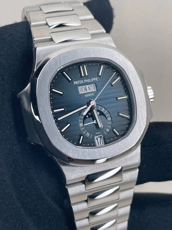 Patek Philippe 5726 5726/1A-014 3