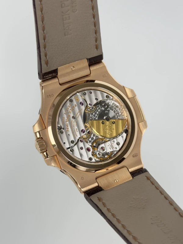 Patek Philippe 5712 5712R-001 8