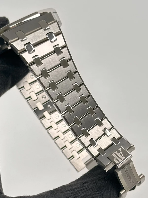 Audemars Piguet Chronograph 41 mm 26331IP.OO.1220IP.01 6