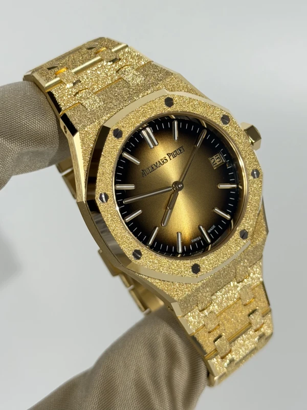 Audemars Piguet Selfwinding 37 mm Special edition  15550BA.GG.1356BA.01 2