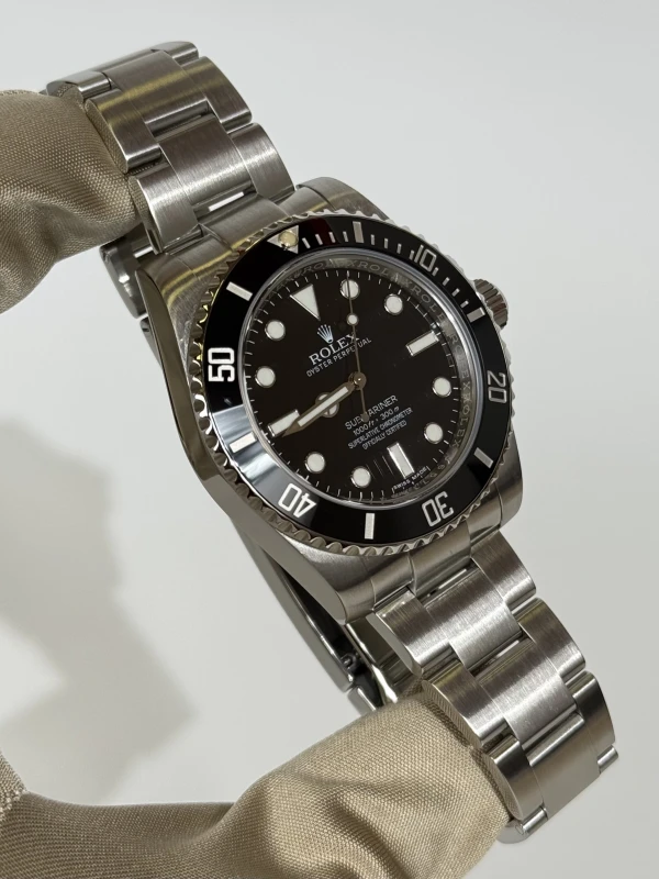 Rolex 40mm Steel 114060-0002 2