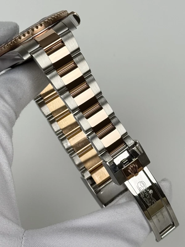 Rolex 40 mm, Oystersteel and Everose gold 126711CHNR-0002 6