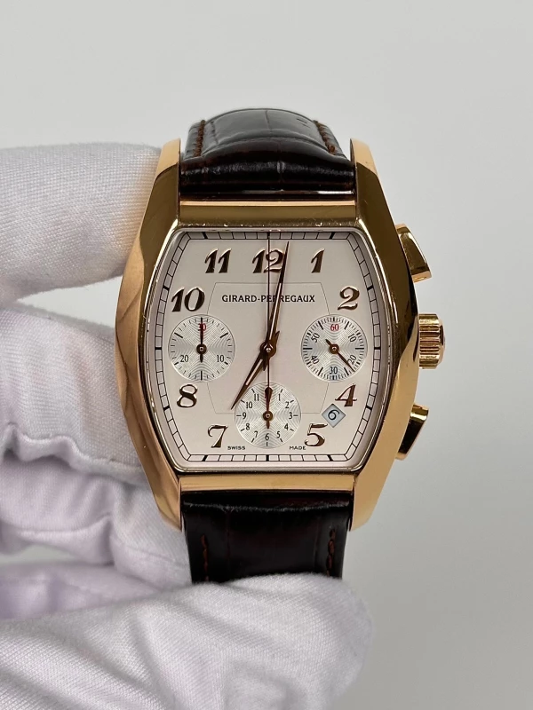 Girard Perregaux Chronograph  27650-52-122-BAEA 2