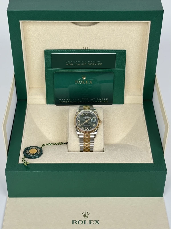 Rolex 36 mm, Oystersteel and yellow gold 126233-0025 5