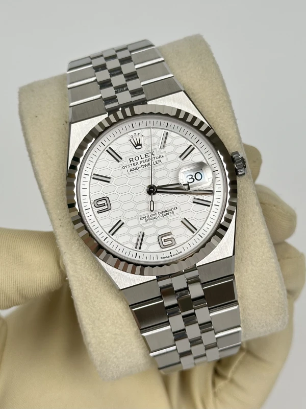 Rolex Land-Dweller 40 127334-0001 3