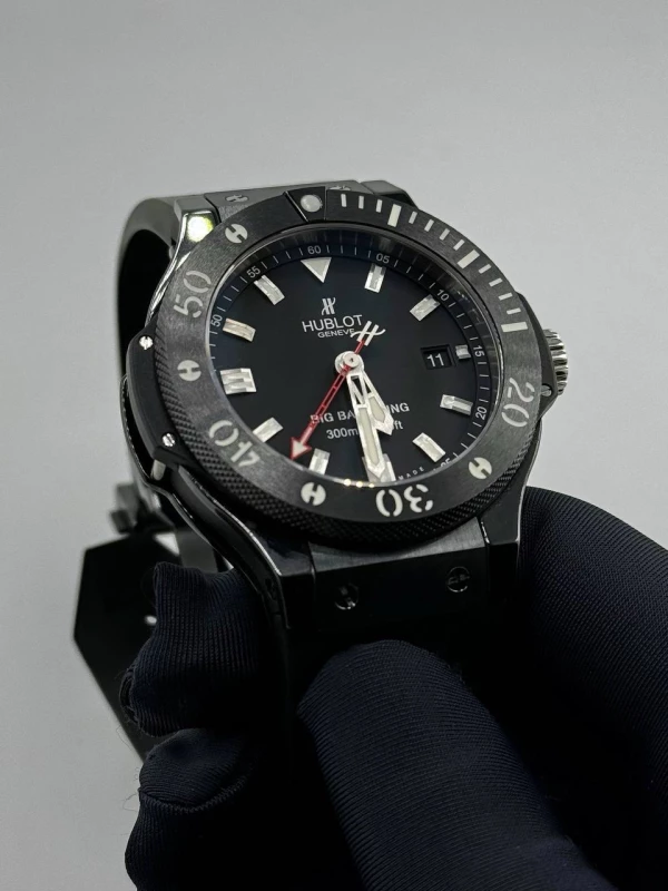 Hublot  King Black Ceramic Black Magic 44 mm  312.CM.1120.RX 5