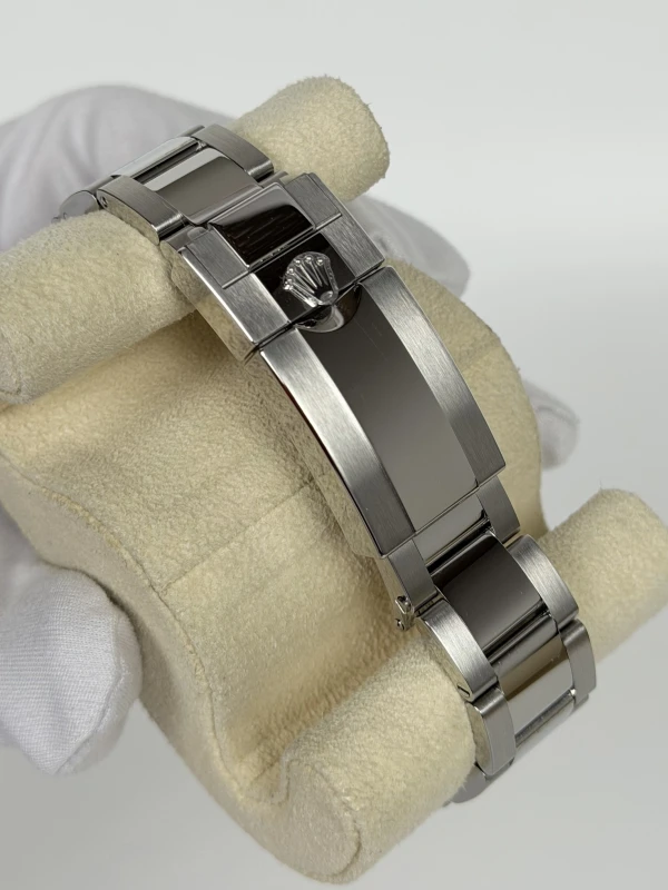 Rolex Cosmograph Daytona 40mm Steel 126500ln-0001 4