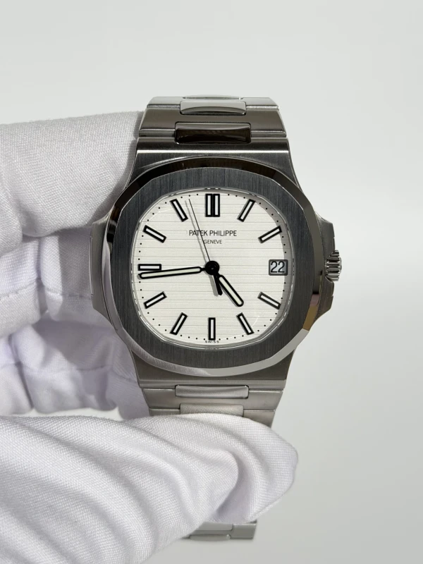 Patek Philippe Nautilus Stainless Steel 5711/1a-011 3