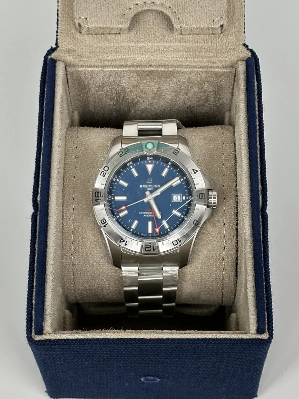 Breitling AVENGER AUTOMATIC GMT 44 A32320101C1A1 5