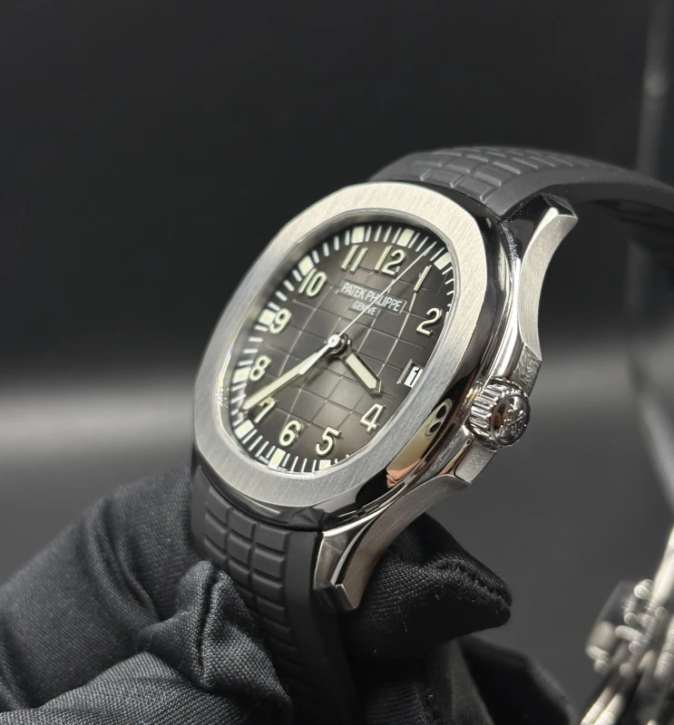 Patek Philippe 5167 5167A-001 3