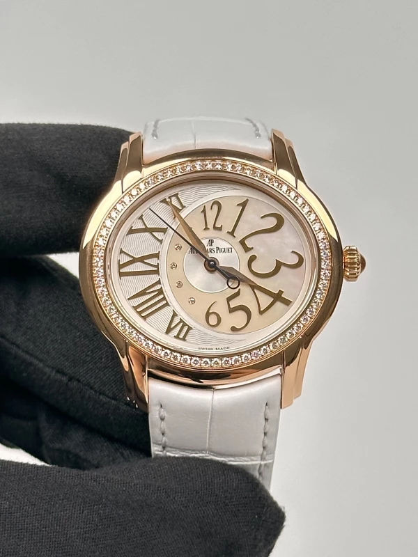 Audemars Piguet Selfwinding 3 Hands  77301OR.ZZ.D015CR.01 2