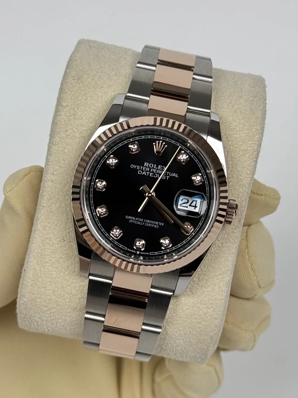Rolex 36 mm, Oystersteel and Everose gold 126231-0020 4