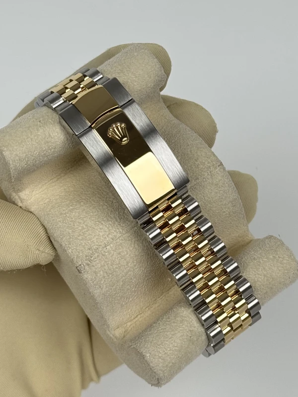 Rolex 36 mm, Oystersteel and yellow gold 126233-0025 4