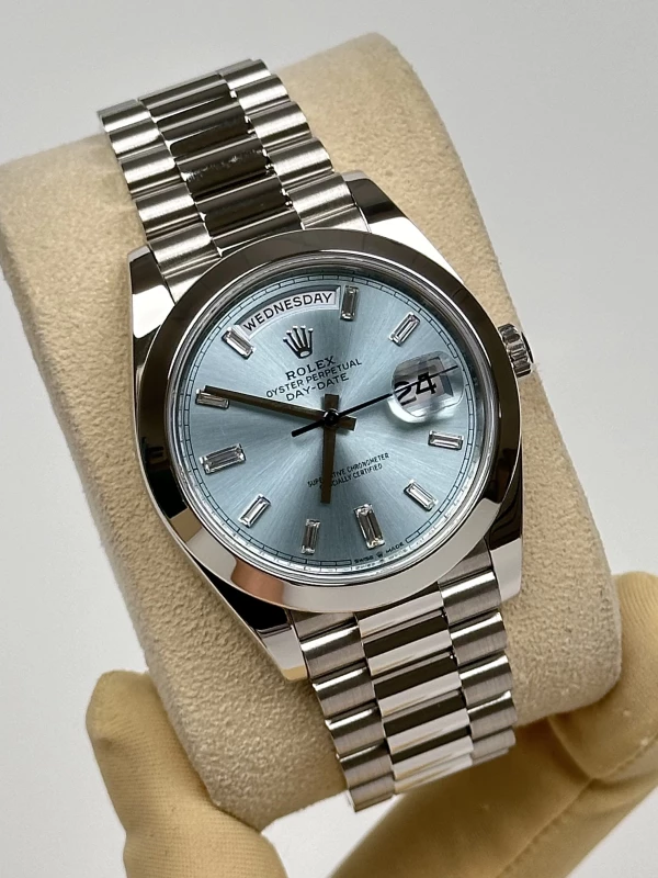 Rolex 40mm 228206-0002 3