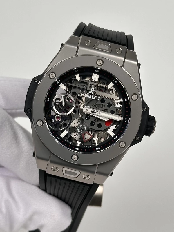 Hublot  Meca-10 45mm 414.ni.1123.rx 4