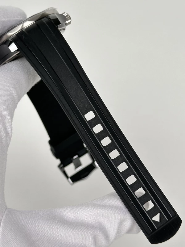 Omega Diver 300M Omega Co‑Axial Master Chronometer 43.5 mm 210.92.44.20.01.001 7