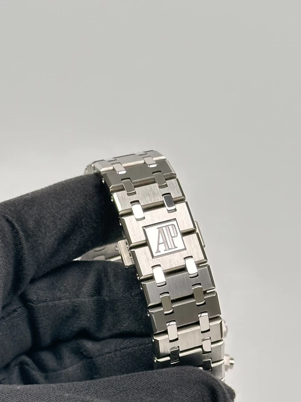 Audemars Piguet Chronograph 41 mm 26331IP.OO.1220IP.01 8