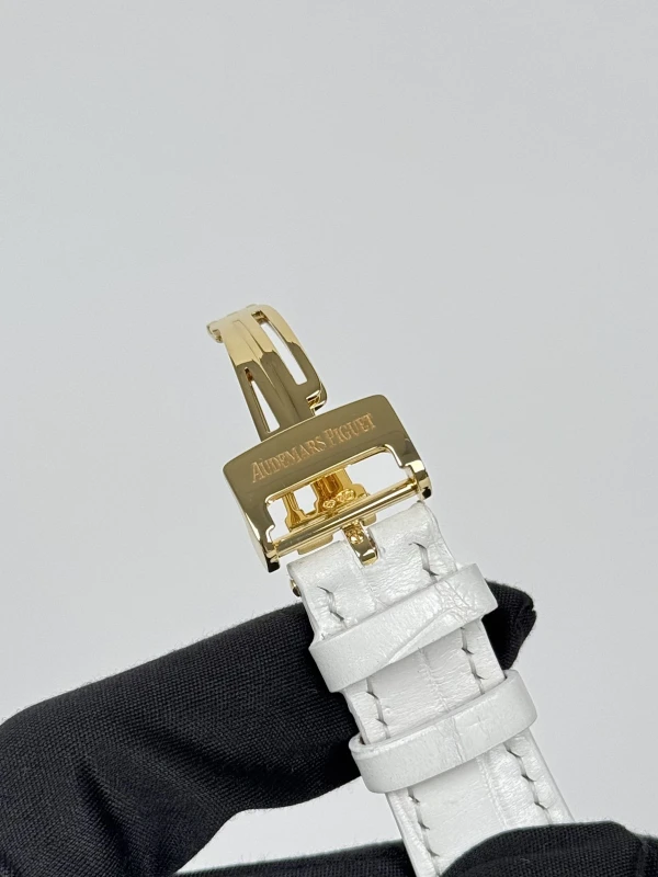 Audemars Piguet Quartz 67601BA.ZZ.D012CR.03 8