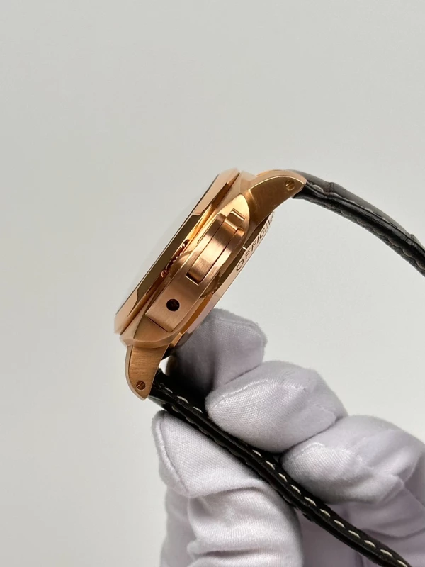 Panerai PAM00393 6