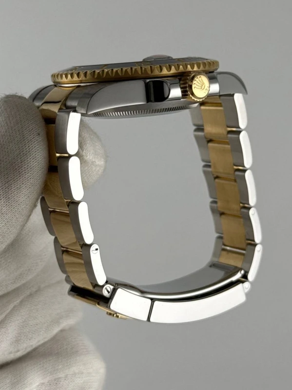 Rolex 40mm Steel and Yellow Gold 116613LN-0001 6