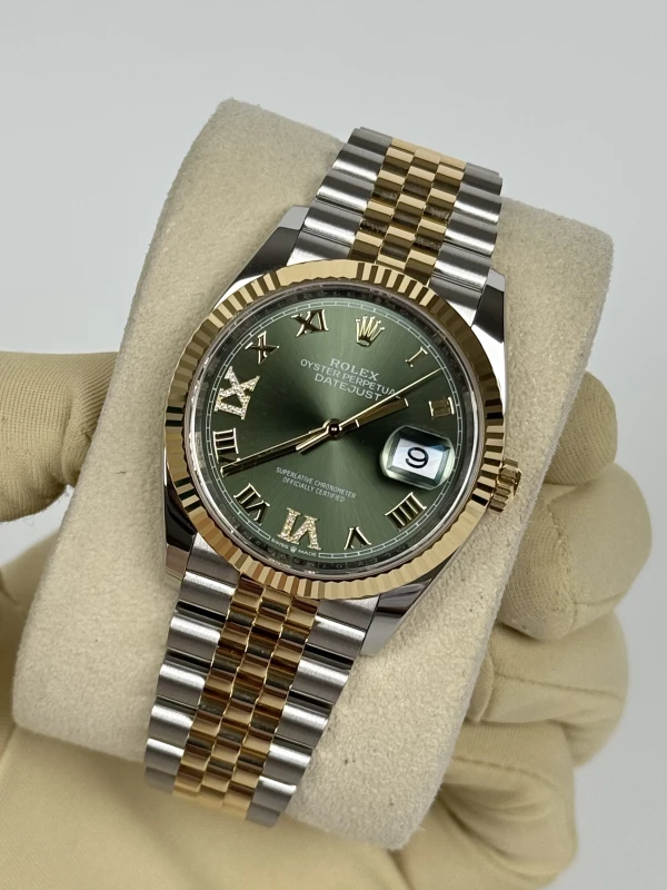 Rolex 36 mm, Oystersteel and yellow gold 126233-0025 3
