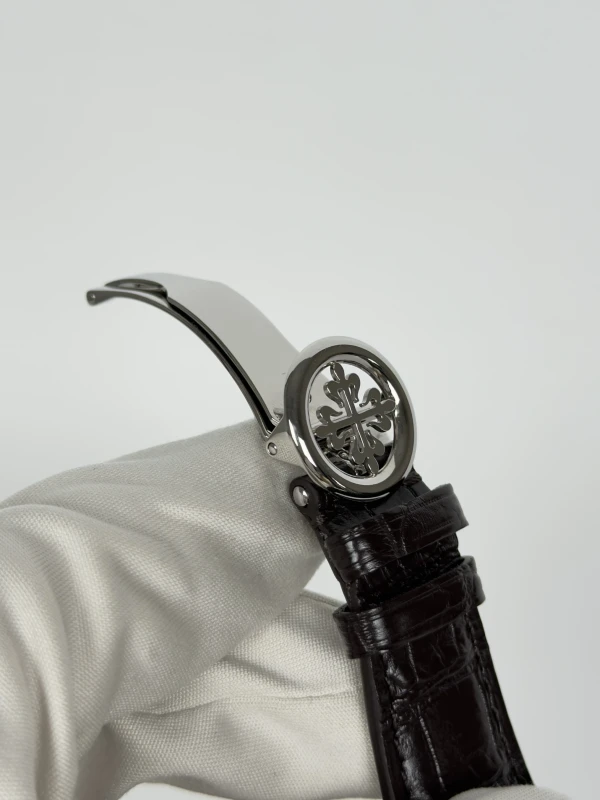 Patek Philippe Complications 5935A-001 5