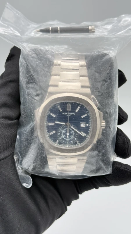Patek Philippe 5976/1 5976/1G - 40th Anniversary 4